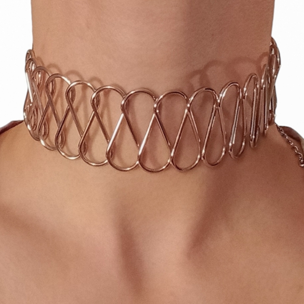 Metal Twist Choker Band Necklace